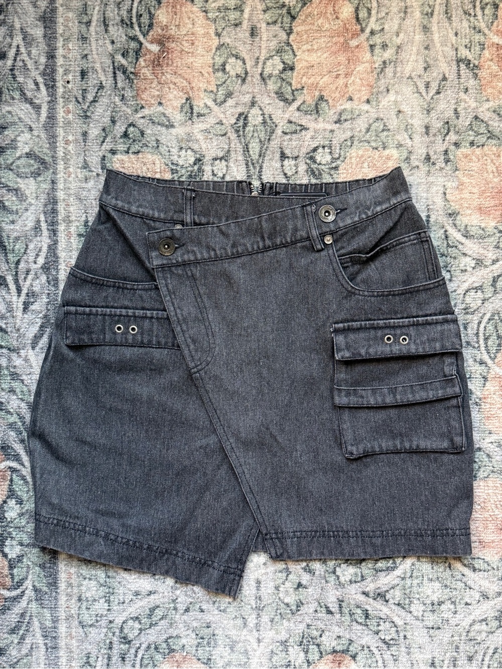 Manière de Voir Cargo Denim Mini Skirt — Washed Black, Size 10